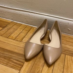 Nude Nine West Flats